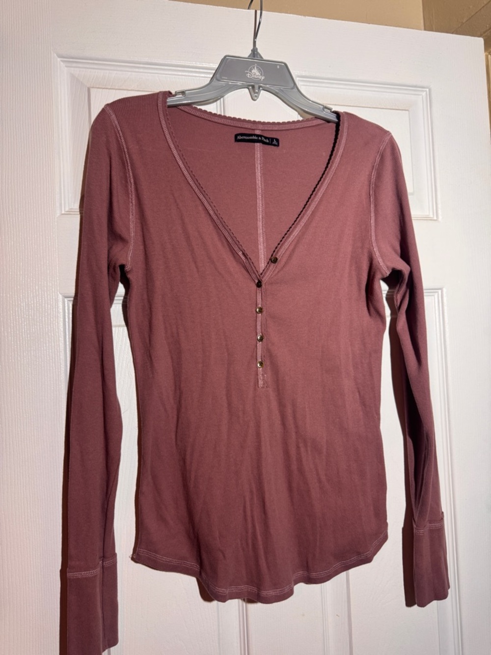 Abercrombie & Fitch Dusty Rose Long-Sleeve Henley Top